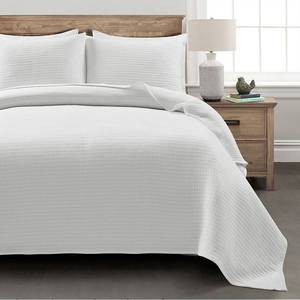 lot 8956 image: Lush Decor 3pc FullQueen Pickstitch QuiltCoverlet White Bedding Set, Reversible, OEKO-TEX Certified - Retail $295