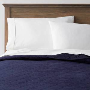 lot 8961 image: King Diamond Stitch Cotton Linen Quilt Navy - Threshold OEKO-TEX Certified, Midweight Coverlet, All Ages - Retail $99