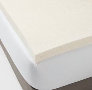 lot 9031 image: Full 3in Performance Memory Foam Mattress Topper by Threshold  - Retail $70