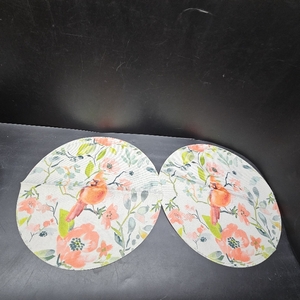 lot 2258 image: Floral Cardinal Print 14 Round Fabric Piece   Bright & Unique 4 Pack