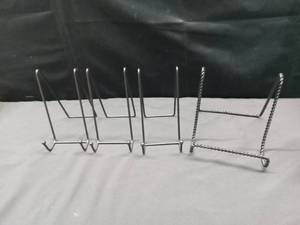 lot 1158 image: Pack of 4 Plate Holders Black