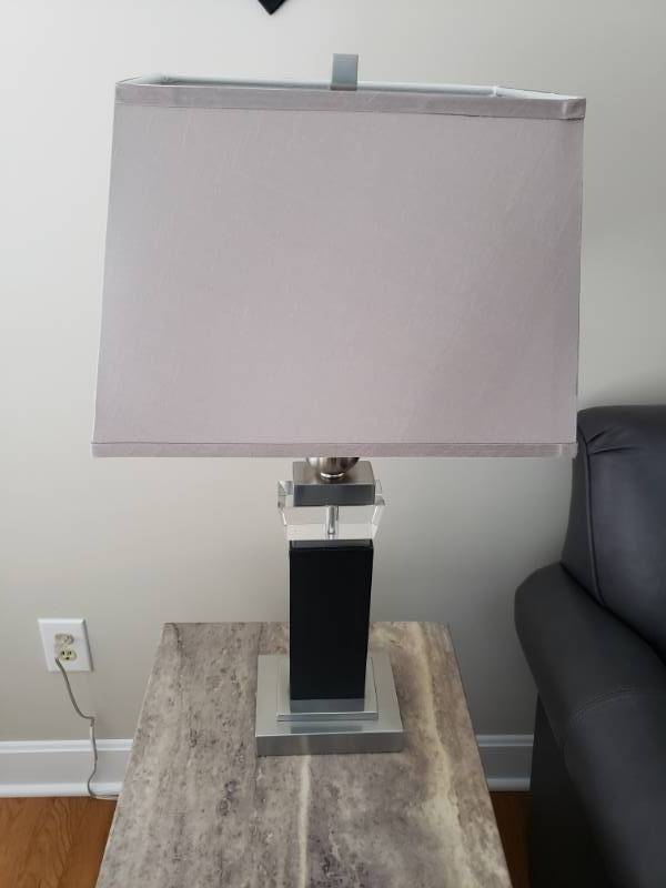 lot 5009 image: Table lamp