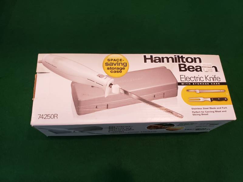 lot 5018 image: Hamilton Beach electric knife
