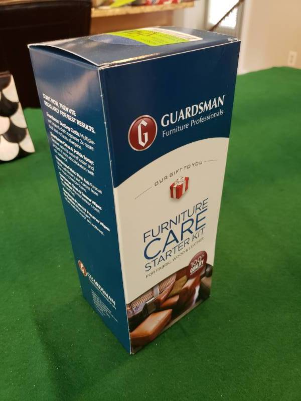 lot 5028 image: Guardsman Furniture Care starter kit