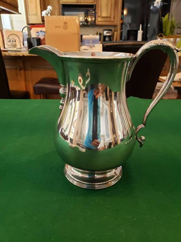 lot 5032 image: Metal water pitcher