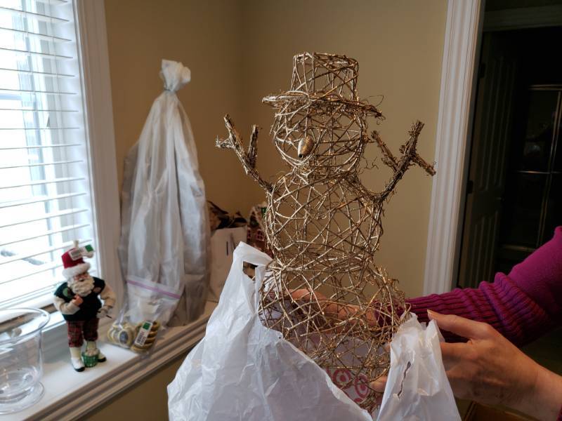 lot 5076 image: Snowman decoration
