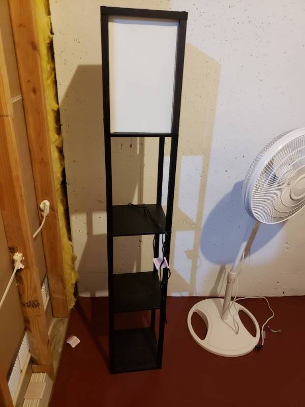 lot 5091 image: Floor light and fan