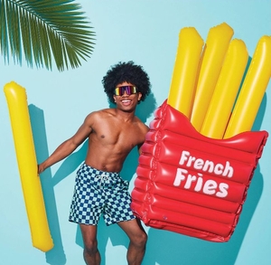 lot 4343 image: Sun Squad French Fries Inflatable Pool Float - Retail $15