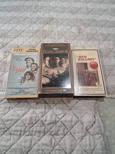 lot 102 image: Classic Movie Collection VHS and DVD Lot