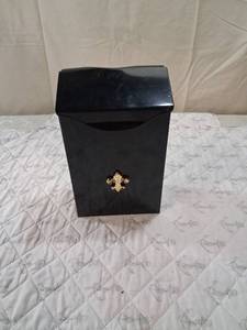 lot 116 image: Gibraltar Mailboxes City Classic Black Steel Residential Mailbox