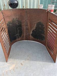 lot 120 image: Large metal hood for 1930 to 40s hood