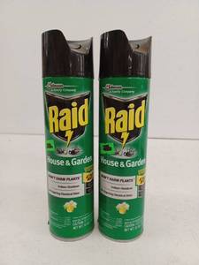lot 12454 image: Raid House & Garden Indoor Flying Insect Killer without Harming Plants, 11 oz, 2 Pack