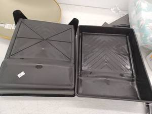 lot 12568 image: Black Plastic Paint Roller Trays Set of 2