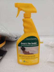 lot 12591 image: TileLab Grout and Tile Sealer Spray Bottle