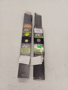 lot 12652 image: Lot Of Riding Mower Blades, 46in