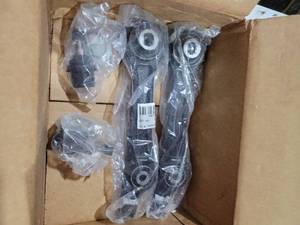 lot 2712 image: SCITOO 4pcs RWD Suspension Kit For 2006-2010 For Dodge Charger 2008-2011 For Dodge Challenger 2005-2008 For Magnum 2005-2011 For Chrysler 300 - With Suspension Parts Lower Control Arm Ball Joint