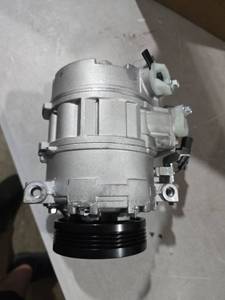 lot 3032 image: Ac Compressor