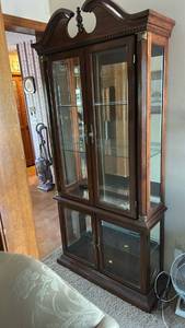 lot 40000 image: Traditional Wood China Cabinet with Glass Doors 34x12x73