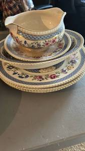 lot 40045 image: Ridgway Staffordshire England Floral China Dinnerware Set with Gravy Boat
