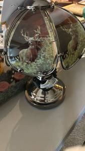 lot 40050 image: Deer Wildlife Touch Table Lamp