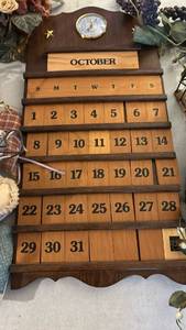 lot 40058 image: Wooden Perpetual Calendar with Clock Display