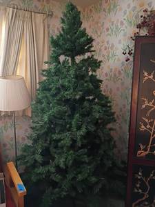 lot 934 image: Approximately 7ft. tall Christmas Tree