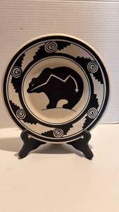 lot 1003 image: Native American Pueblo Bear Pottery Plate with Stand