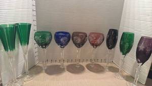 lot 1077 image: Vintage cut-to-clear lead crystal wine hock glass