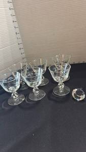 lot 1088 image: Etched Crystal Wine Glasses with Crystal Stopper