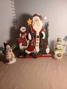 lot 1137 image: Christmas decor