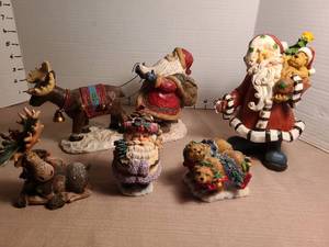 lot 1139 image: Christmas decor
