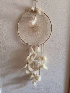 lot 1147 image: Dream catcher, 39in long.