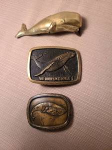 lot 1165 image: Brass whale buckles