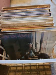 lot 1171 image: Record albums