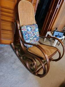 lot 1172 image: Bentwood Rocking Chair with Cane Weaving