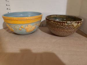lot 1219 image: Decorative Ceramic Mixing Bowls Set
