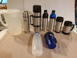 lot 1221 image: Thermal and plastic beverage containers