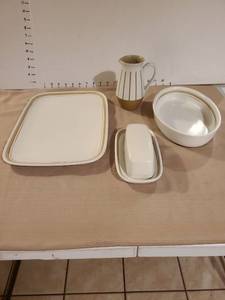 lot 1226 image: Denby stoneware serving pieces