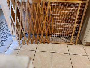 lot 1245 image: 2 pet gates