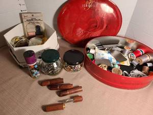 lot 1301 image: Sewing notions