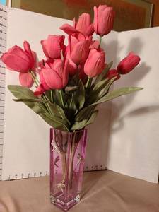 lot 1306 image: Pink vase adorned with dragonflies and faux tulips