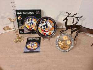 lot 1323 image: Rosenthal Aladin Collector Plate by Bjorn Wiinblad with Original Box and other decor