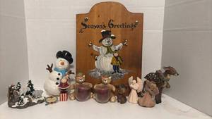 lot 1414 image: Holiday Hand painted Wood Cutting Board and other Christmas Decor