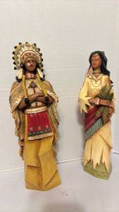 lot 1450 image: Native American Chief and Maiden Wooden Figurine Set 19 tall