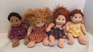 lot 1517 image: TY Beanie Baby Doll Collection Set of 4
