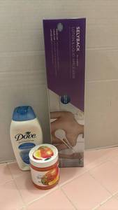 lot 1701 image: Bath and Body Care Bundle Set