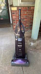 lot 2002 image: Kenmore Progressive Upright Vacuum Cleaner with DirectDrive Needs Cleaned