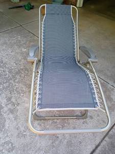 lot 2304 image: Anti Gravity Chair.