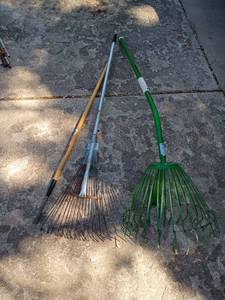 lot 2321 image: Rake, Leaf Grabber and More
