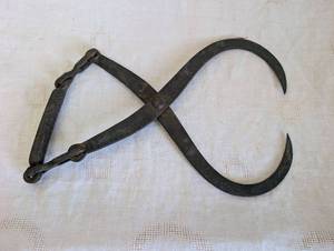 lot 2002 image: Blacksmith Forged Iron Tongs